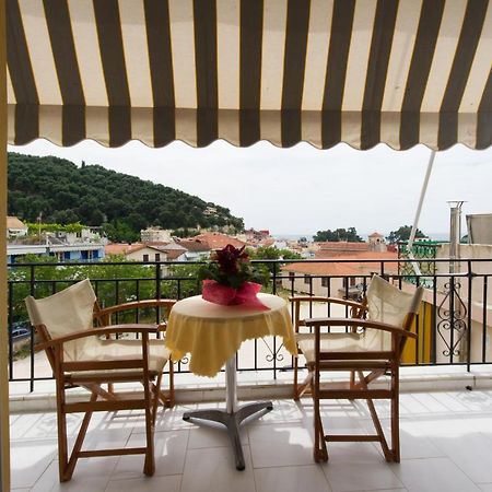 Maya Parga Bagian luar foto